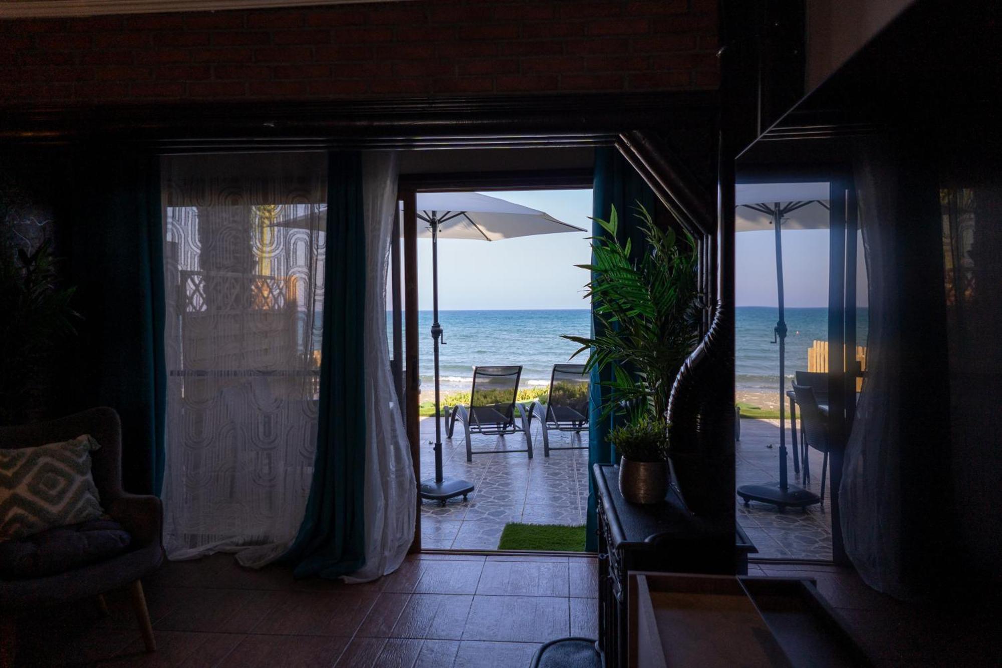 Beach House At Seafront Villa Meneou Exterior foto